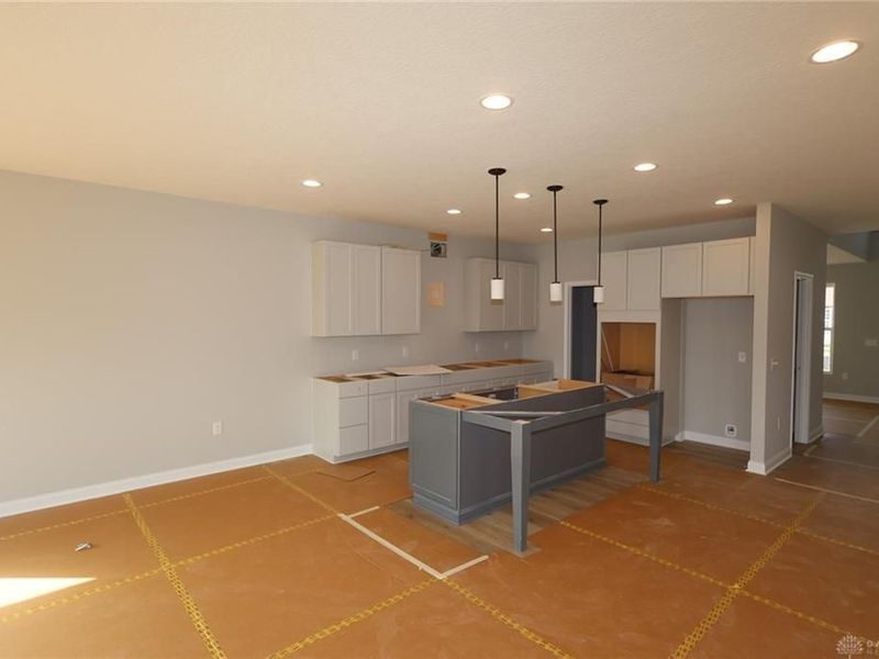 596 Goldfinch Drive, Beavercreek, OH 45434 Photo 7