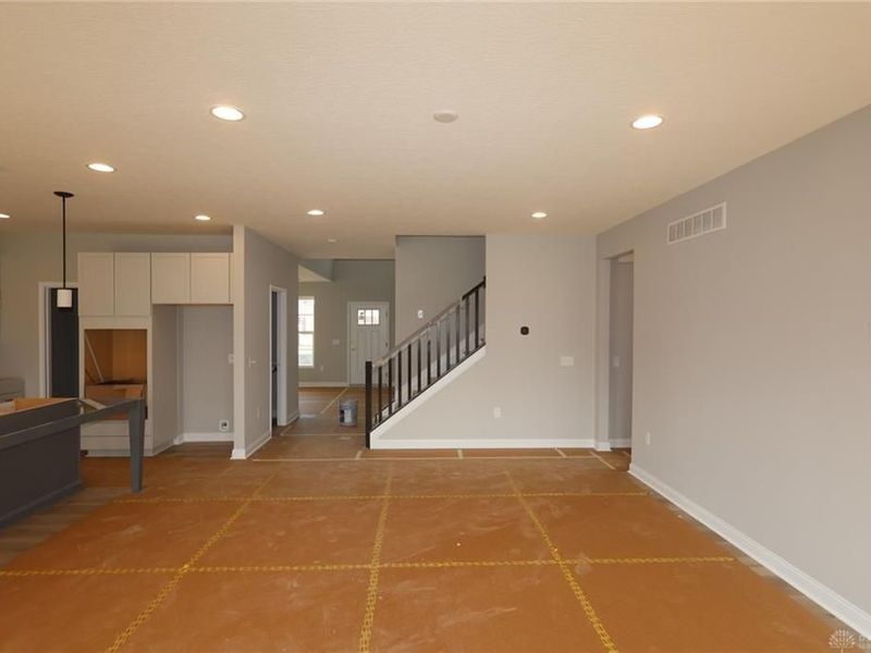 596 Goldfinch Drive, Beavercreek, OH 45434 Photo 9