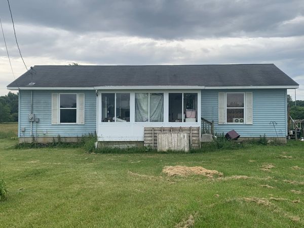 9644 NE Kendaville Road, Vestaburg, MI 48891