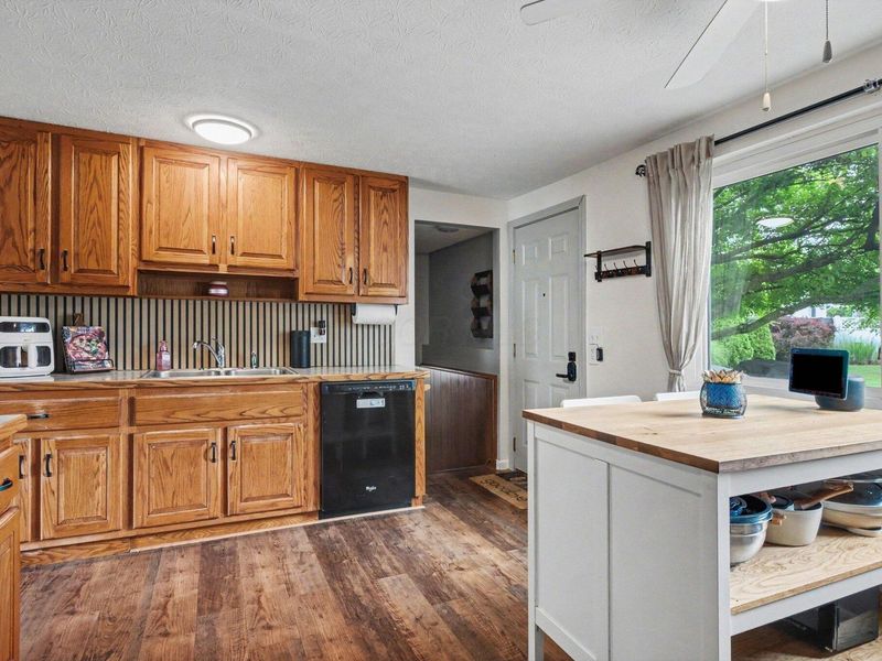1759 Riverbend Road, Columbus, OH 43223 Photo 7