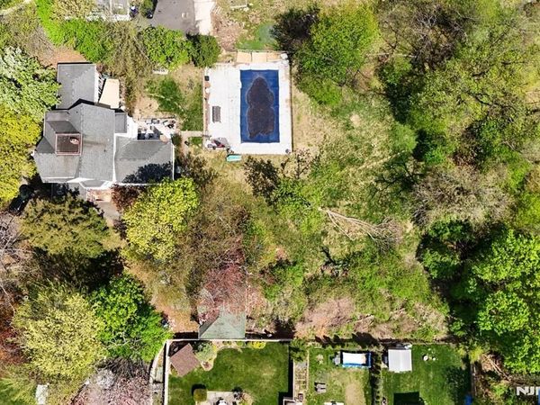 525 Teaneck Road, RIDGEFIELD PARK, NJ 07660