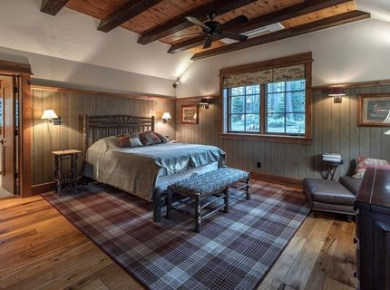 8133 Valhalla Drive, Truckee, CA 96161 Photo