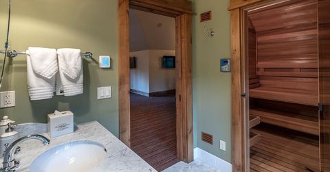 8133 Valhalla Drive, Truckee, CA 96161 Photo