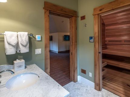 8133 Valhalla Drive, Truckee, CA 96161 Photo