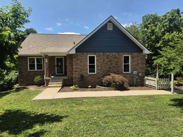 215 April Dr , Old Hickory, TN 37138