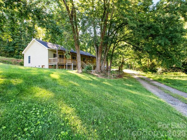 35 Cedar Farm Road , Asheville, NC 28803