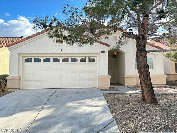 8009 Sierra Largo Drive, Las Vegas, NV 89128