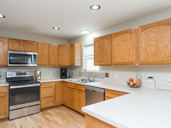 909 SE 5th Street, Ankeny, IA 50021