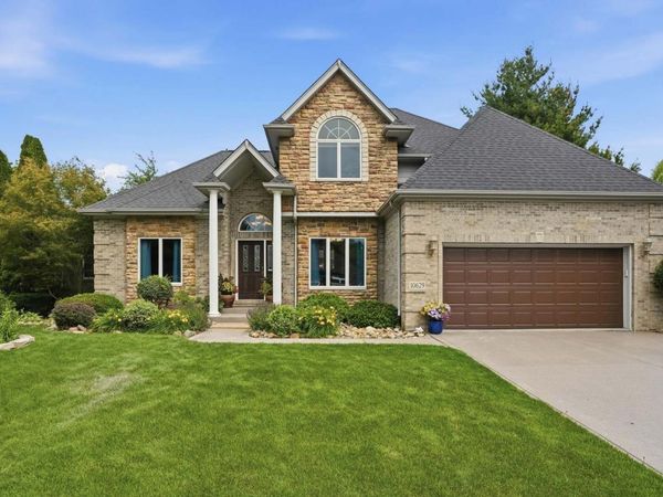 10629 Erie Drive , Crown Point, IN 46307