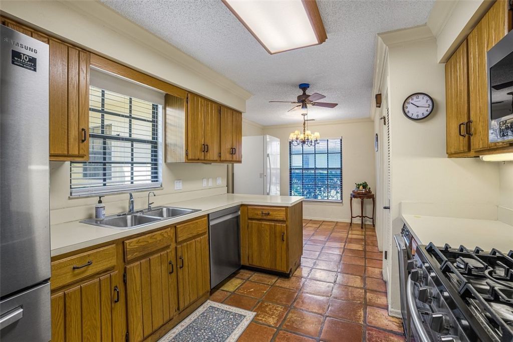 129 Prestwick Circle, Vero Beach, FL 32967 Photo