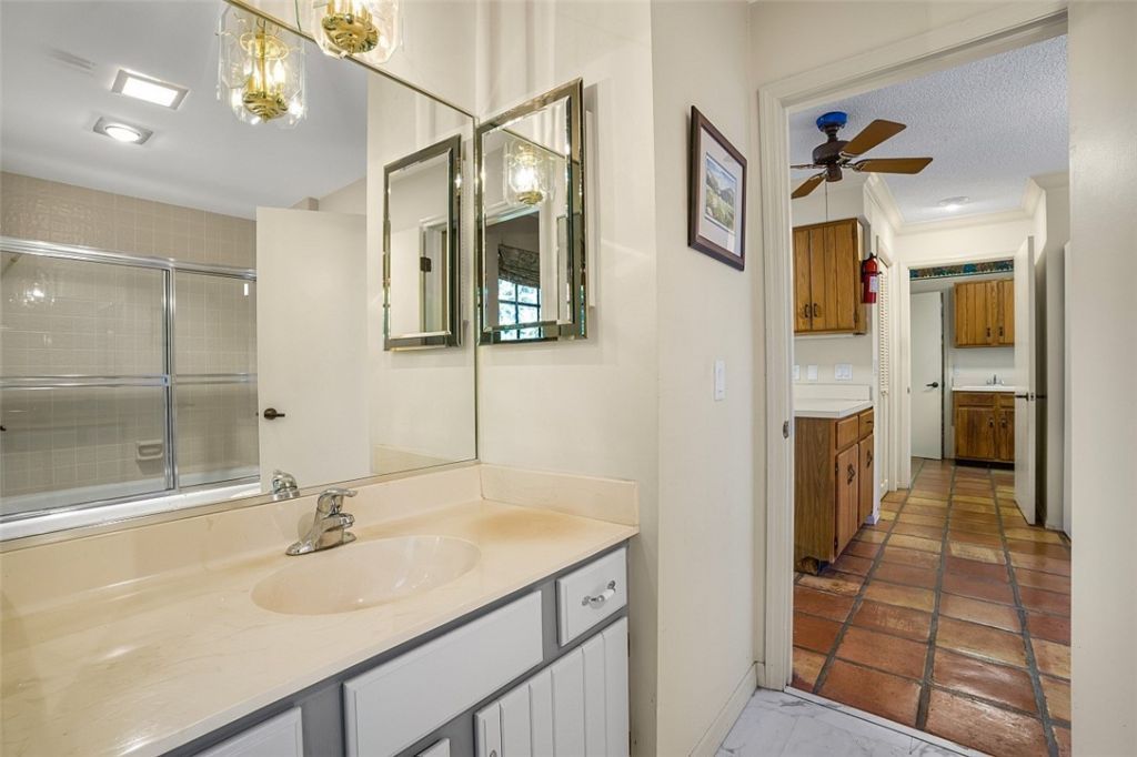 129 Prestwick Circle, Vero Beach, FL 32967 Photo