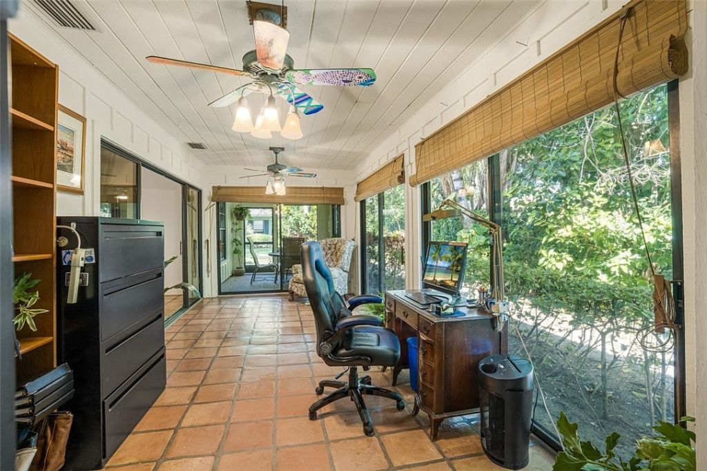 129 Prestwick Circle, Vero Beach, FL 32967 Photo
