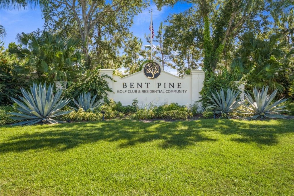 129 Prestwick Circle, Vero Beach, FL 32967 Photo