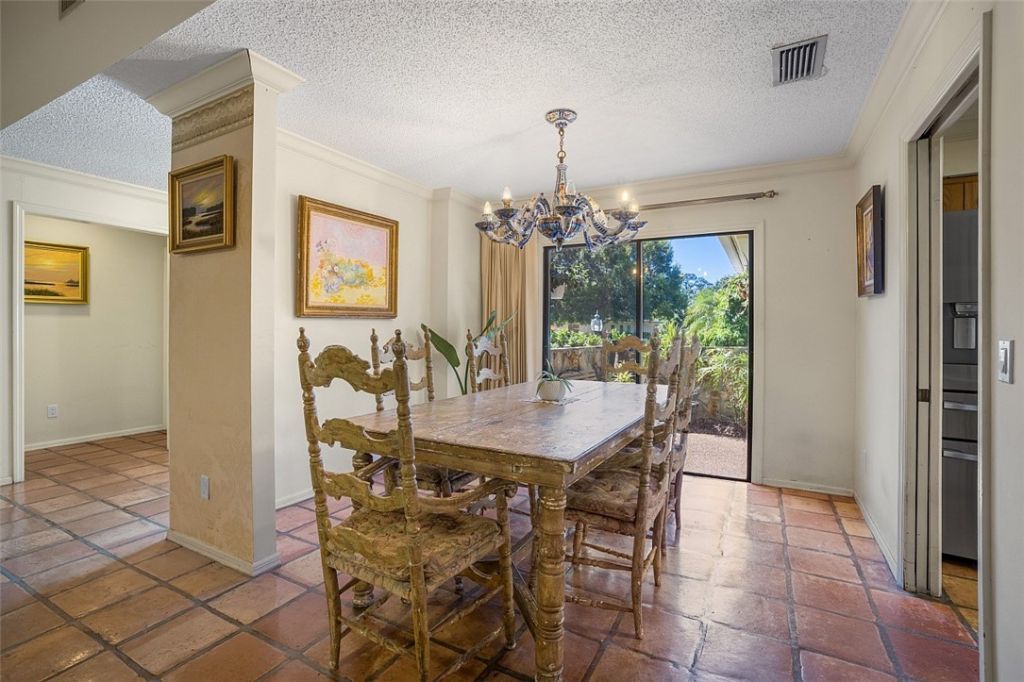 129 Prestwick Circle, Vero Beach, FL 32967 Photo