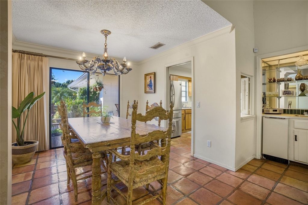 129 Prestwick Circle, Vero Beach, FL 32967 Photo