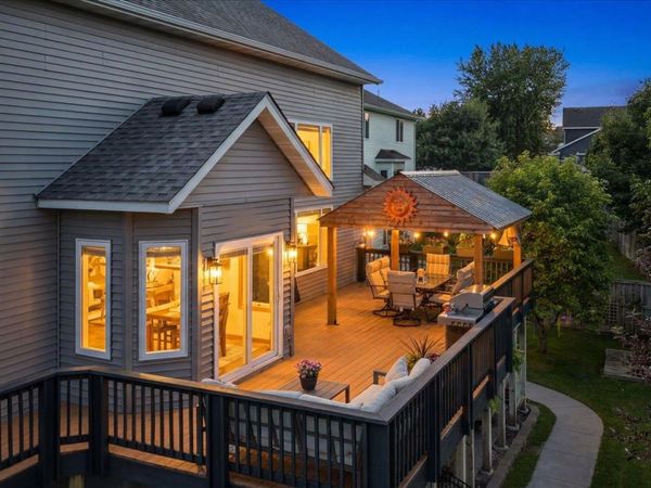 2727 Viola Court, Shakopee, MN 55379