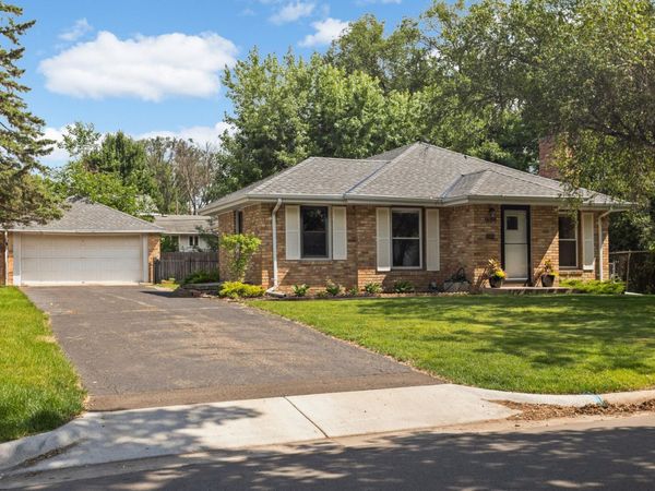 9100 Club Road, Saint Louis Park, MN 55426