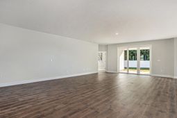917 Ireland Dr. photo 4