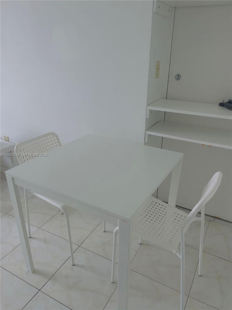 11111 Biscayne Blvd , Unit 7E (716), Miami, FL 33181 Photo