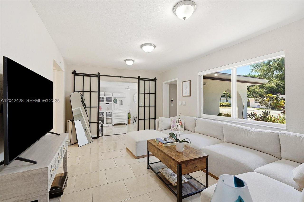 110 NW 125th St, North Miami, FL 33168 Photo