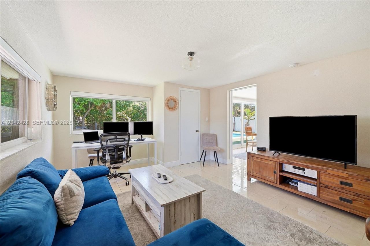 110 NW 125th St, North Miami, FL 33168 Photo