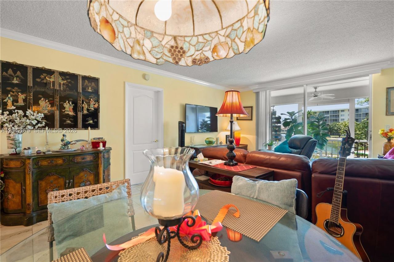 2851 Leonard Dr, Unit J210, Aventura, FL 33160 Photo