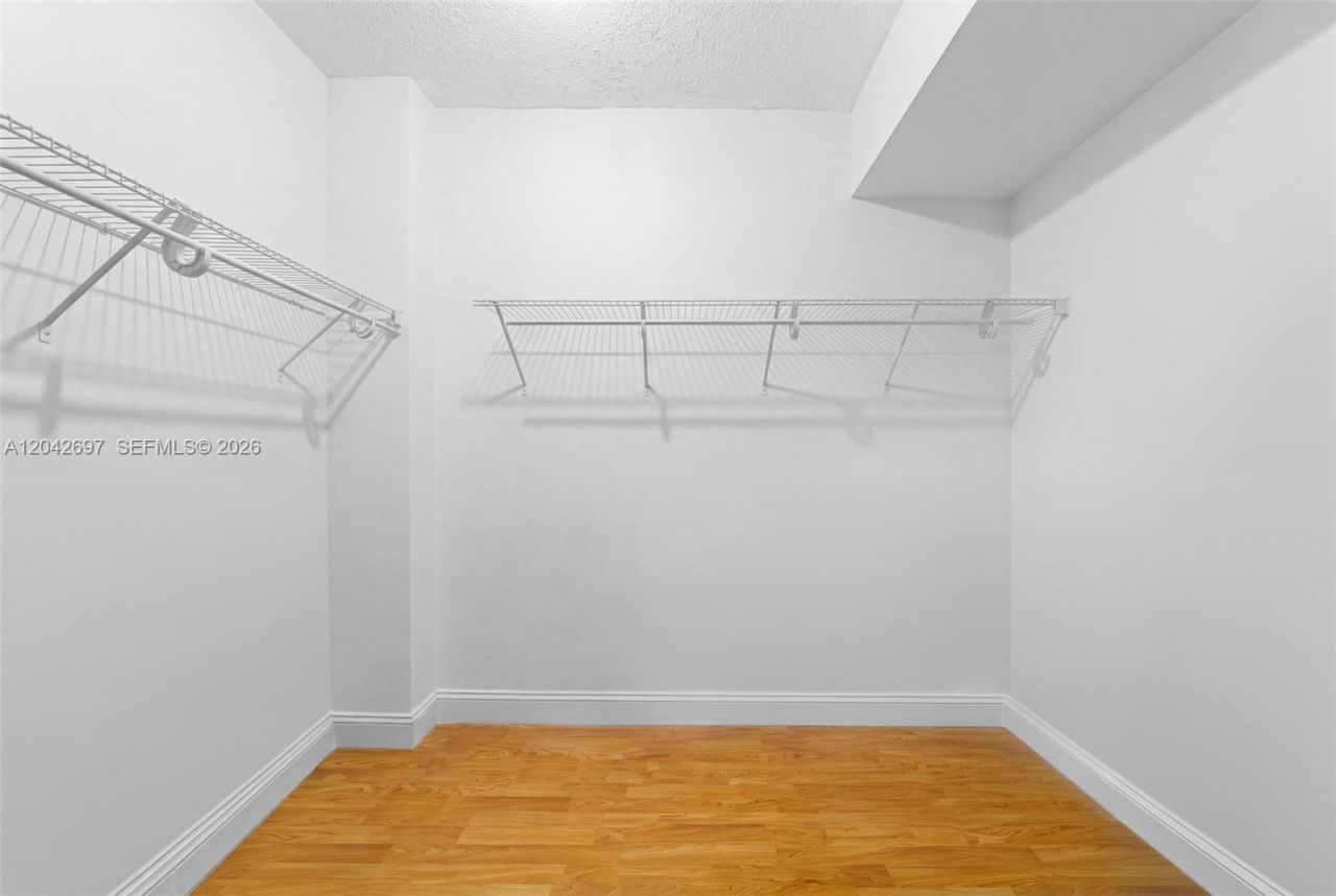 1817 S Ocean Dr, Unit PH28, Hallandale Beach, FL 33009 Photo