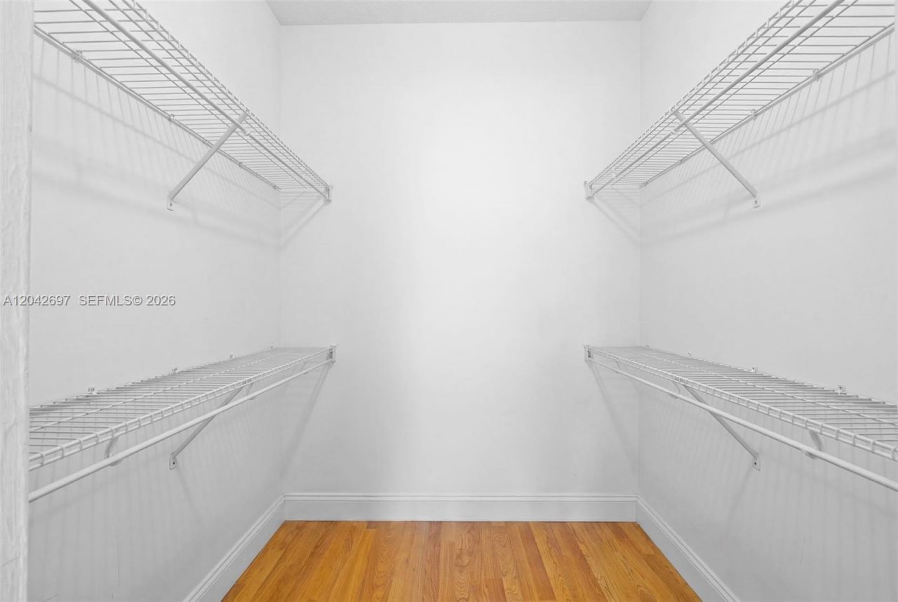 1817 S Ocean Dr, Unit PH28, Hallandale Beach, FL 33009 Photo