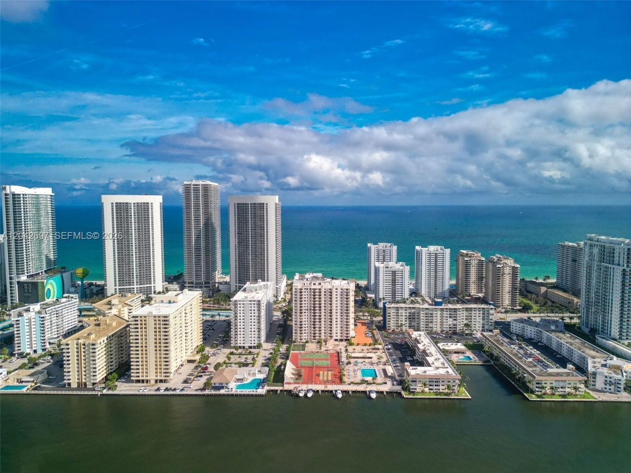 1817 S Ocean Dr, Unit PH28, Hallandale Beach, FL 33009 Photo