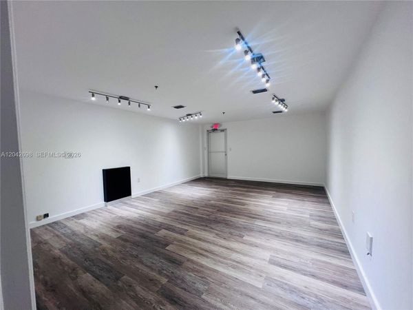 7500 NW 25th St , Unit 256, Miami, FL 33122