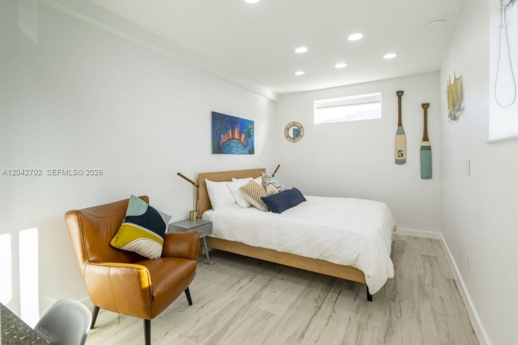 1745 SW 11th Ter, Unit 1745, Miami, FL 33135 Photo