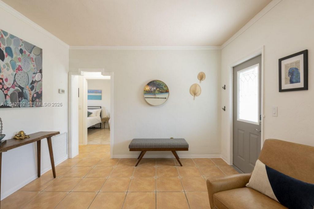 1745 SW 11th Ter, Unit 1745, Miami, FL 33135 Photo
