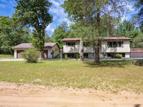 915 Deerborn Avenue, Friendship, WI 53934