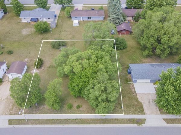 E GREEN MEADOW DRIVE, Wautoma, WI 54982