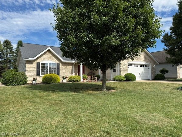 725 Dale Avenue NW, Strasburg, OH 44680