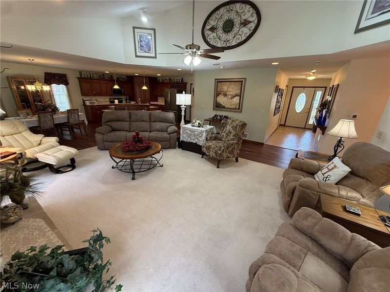 725 Dale Avenue NW, Strasburg, OH 44680 Photo 10
