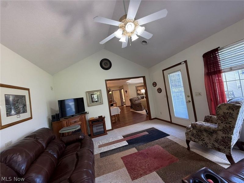 725 Dale Avenue NW, Strasburg, OH 44680 Photo 22