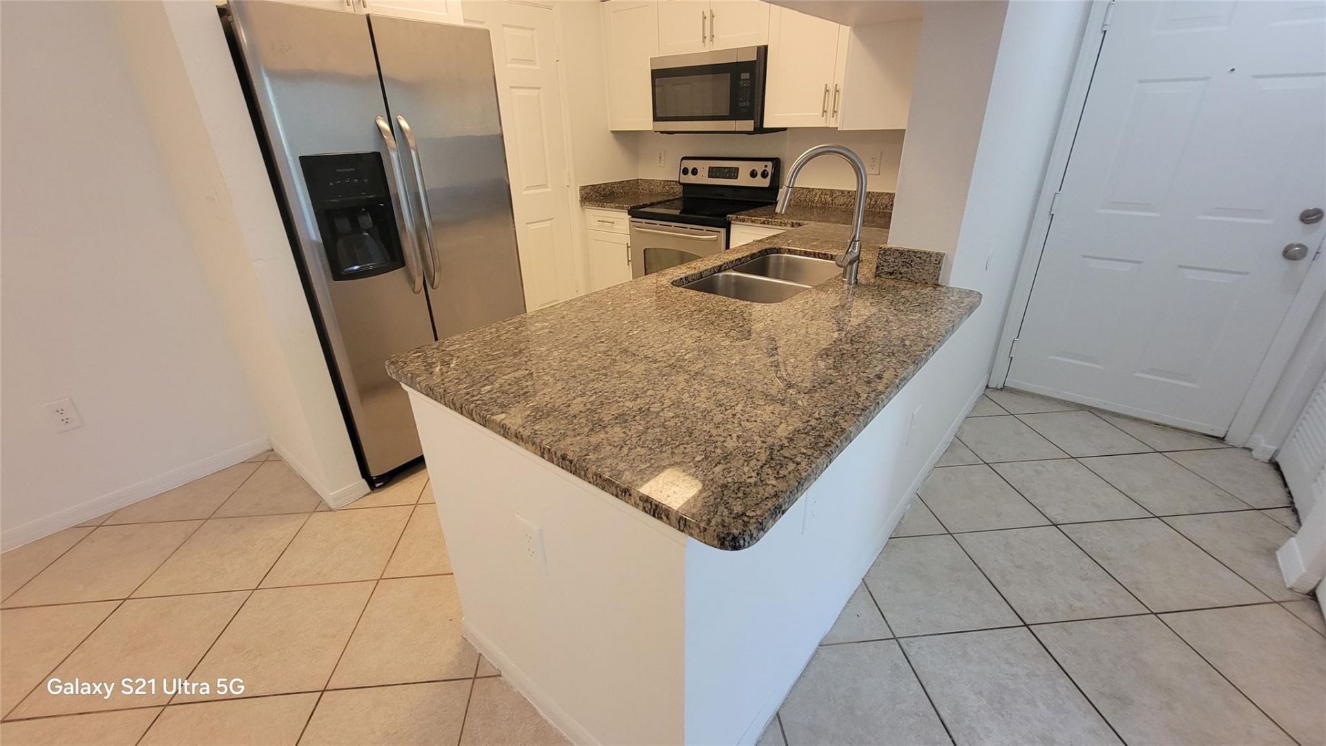 6533 Emerald Dunes Drive, Unit 205, West Palm Beach, FL 33411 Photo