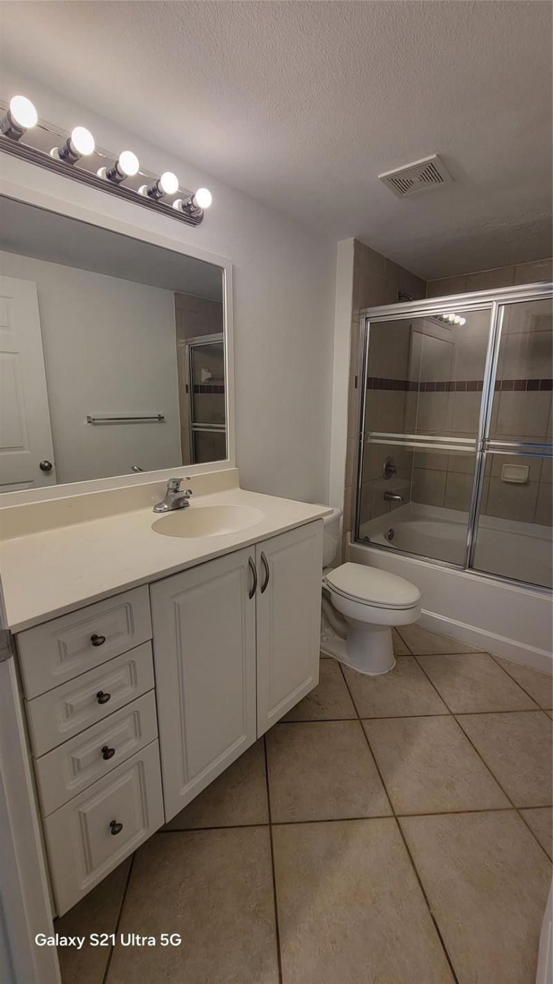 6533 Emerald Dunes Drive, Unit 205, West Palm Beach, FL 33411 Photo