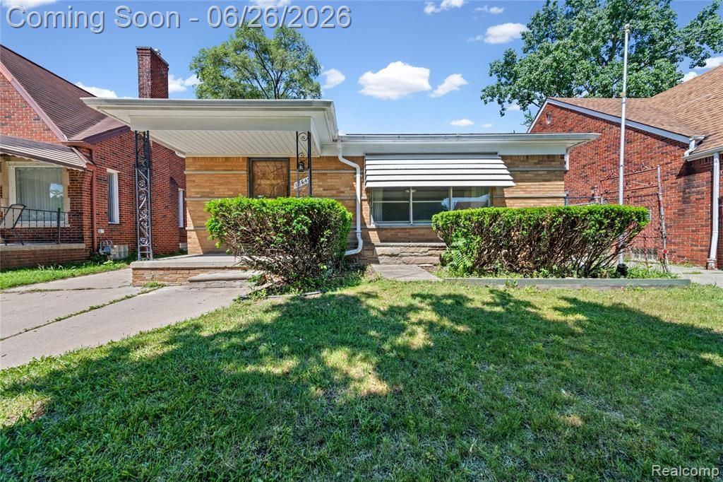 18645 Whitcomb Street, Detroit, MI 48235 Main Photo