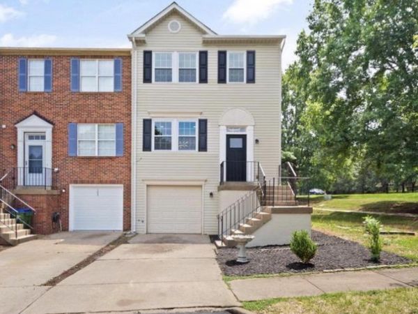100 RUGBY, FREDERICKSBURG, VA 22406