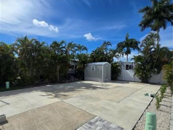 5650 Red Bird LN , FORT MYERS, FL 33908