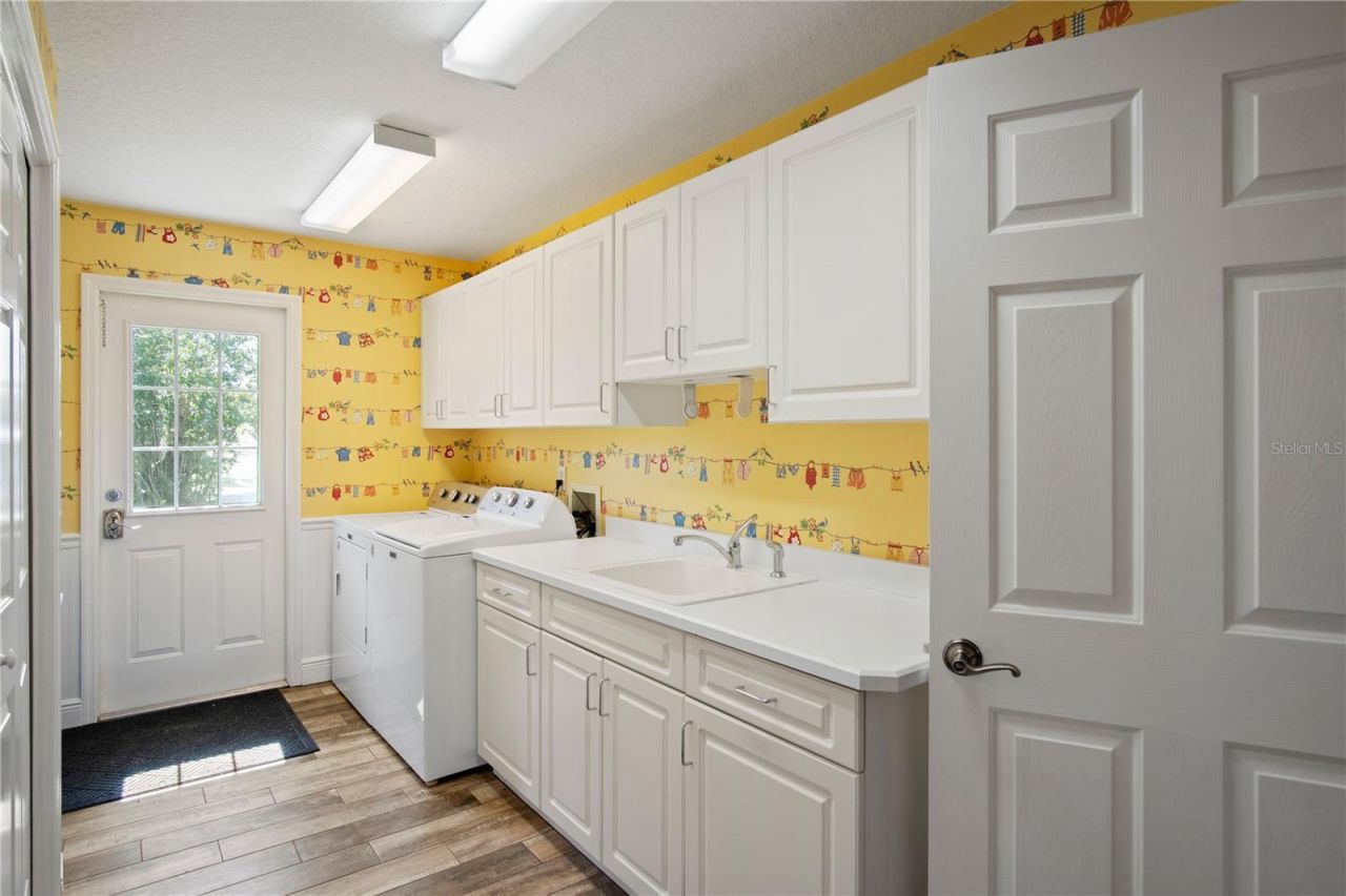 9045 Lake Hatchineha Rd , Haines City, FL 33844 Photo