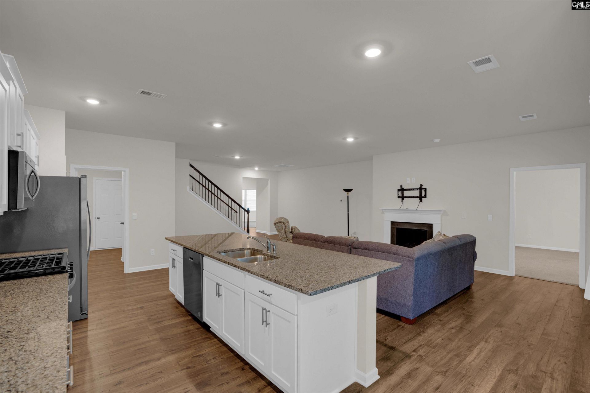 329 Sycamore Crest Way  Photo 14