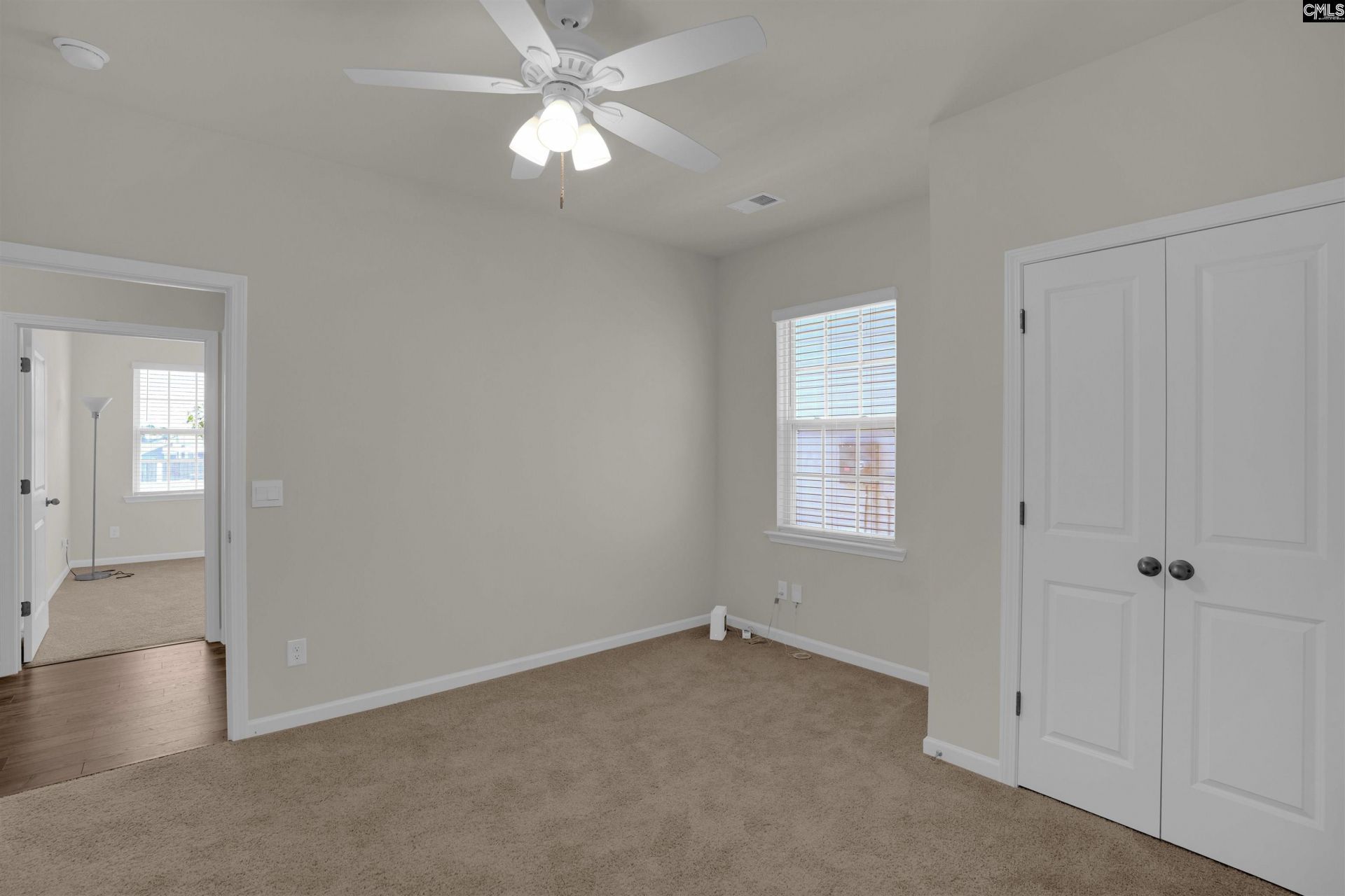 329 Sycamore Crest Way  Photo 32
