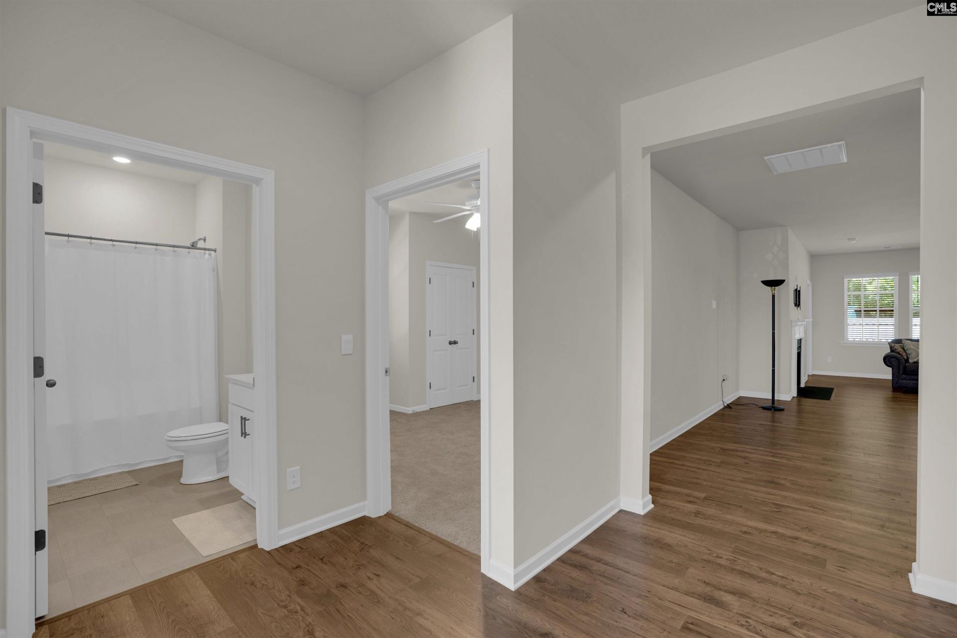 329 Sycamore Crest Way  Photo 4