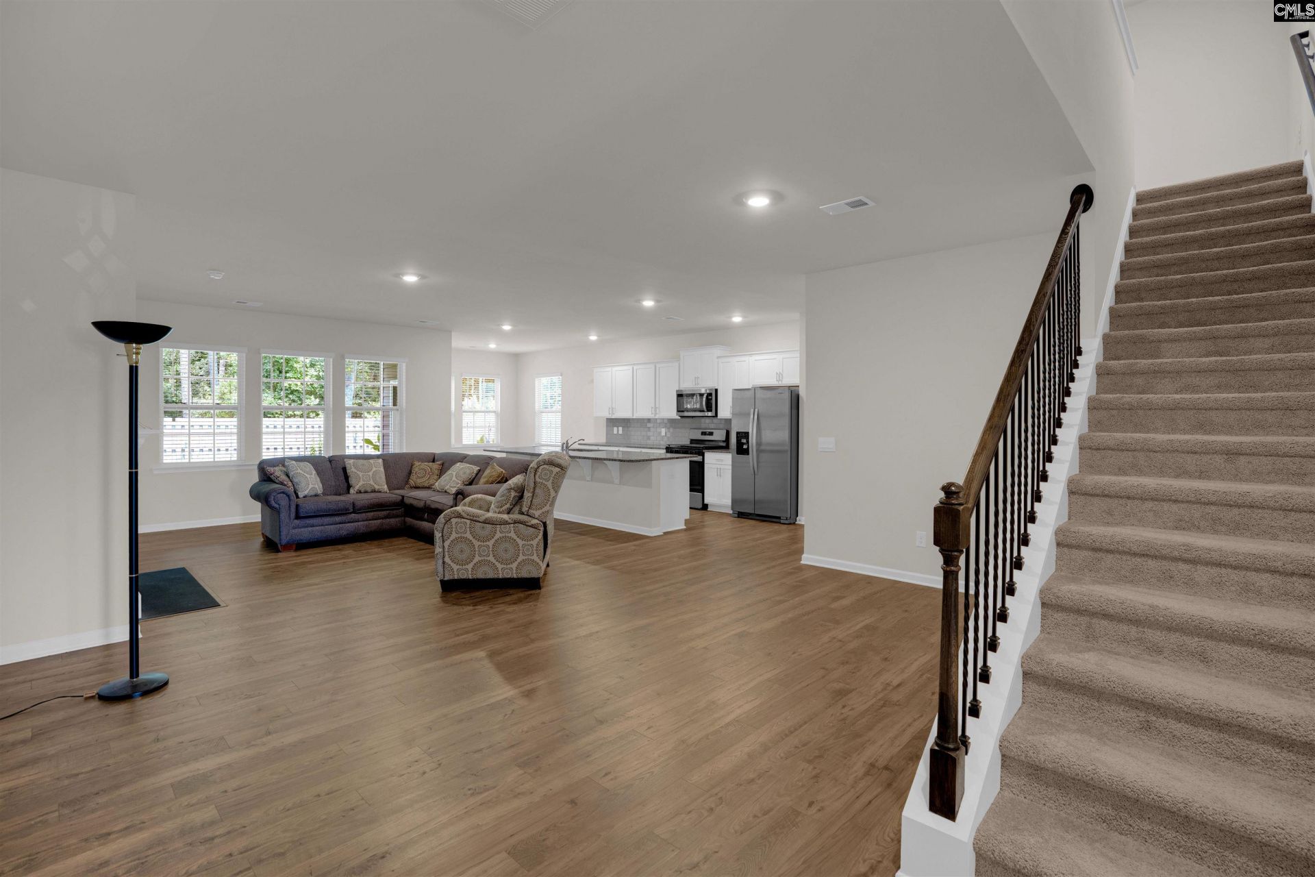 329 Sycamore Crest Way  Photo 5