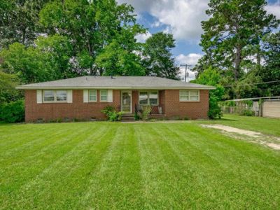 8543 North Road , North, SC 29112