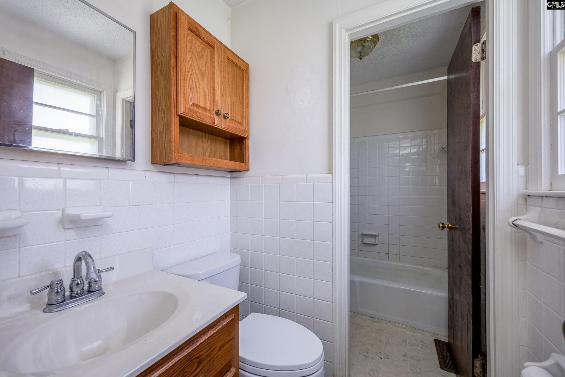 8543 North Road  Photo 10