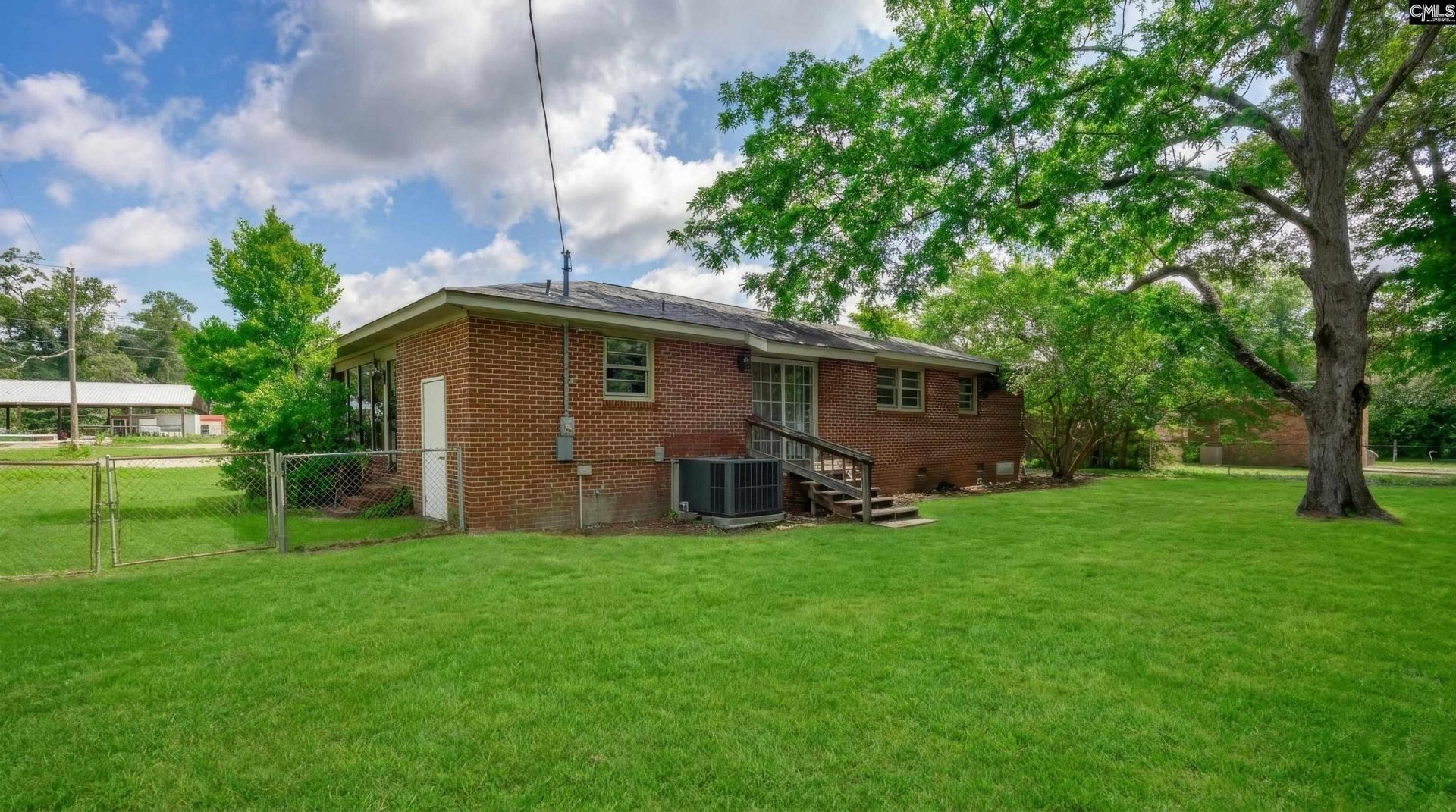 8543 North Road  Photo 17